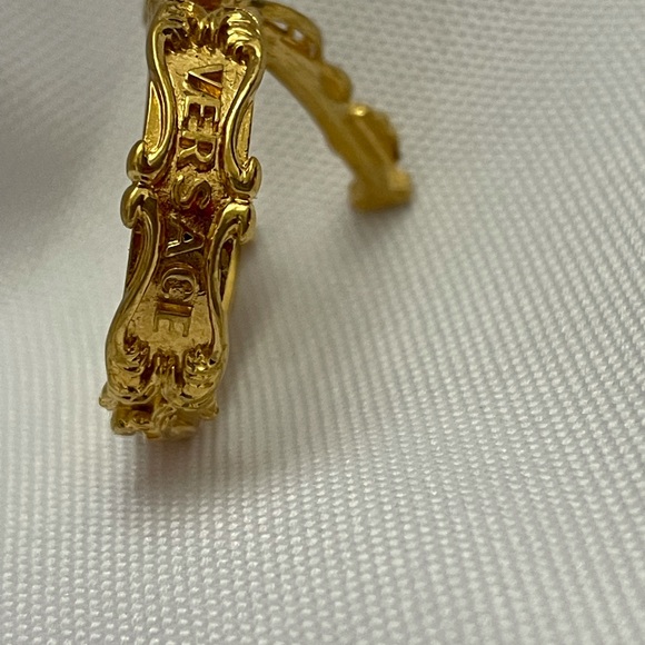 Versace ring - Picture 6 of 6